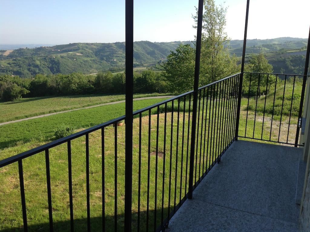 Locanda San Lorenzo Roddino Quarto foto